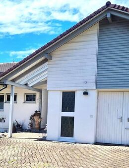 88094 Oberteuringen Bestlage Freistehendes EFH mit Einliegerwohnung ca.159,57 qm Wfl. ca.859 qm Grundstück 1 Garage + 4 Stellplätze - Oberteuringen