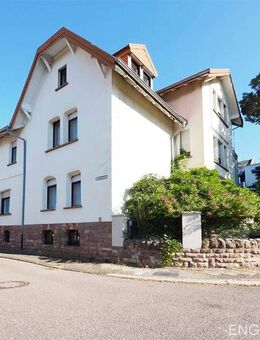 Altbauvilla aus einem vergangenen Jahrhundert auf dem Saarbrücker Rotenbühl! - Saarbrücken