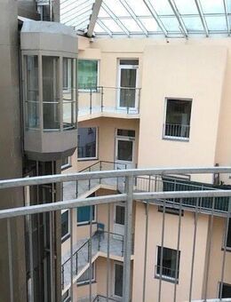 Wohnen im grünen schöne kleine 2-R-Wohnung in MD-Altstadt 3.OG,mit Lift ca.45m²; zu vermieten . - Magdeburg