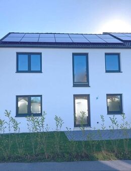 Kernsaniertes Reihenendhaus mit zwei separaten Wohneinheiten am Ellenberger Forst - Kappeln (Schleswig-Holstein)