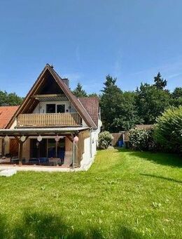 Willkommen in Ihrem neuen Zuhause mit Einlieger-Wohnung! - Bliestorf