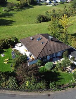 Liebevoll gepflegter Bungalow mit Einliegerw. in Randlage + Aussicht in Königswinter Höhenlage! - Königswinter