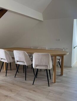 Neuwertige 3-Zimmer-DG-Wohnung in Stein – Erstbezug, provisionsfrei & mit Garage - Stein (Bayern)