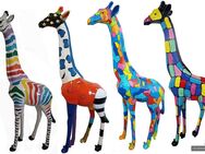 Bunte Design Giraffen Skulptur Dekofigur Gartenfigur - Priestewitz