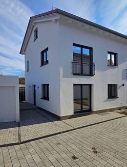 Provisionfrei: Bezugsfertiges Neubau-Einfamilienhaus und Raumwunder - Nähe S-Bahn S1/S8 - Oberding