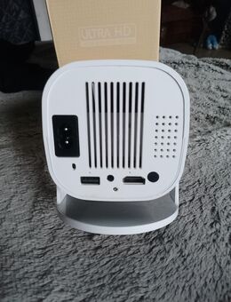 Beamer in Ultra HD Neu - Moers