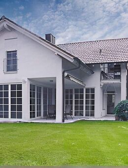 Zwei Wohneinheiten-unzählige Möglichkeiten: Zuhause mit Blick ins Grüne - Langenbrettach