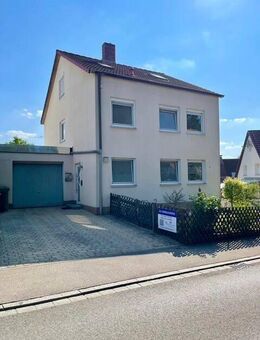 Großzügiges Einfamilienhaus in Wendelstein OT Großschwarzenlohe - Wendelstein