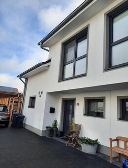 neuwertige DHH in Kirchlinteln-Luttum - Kirchlinteln