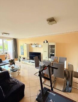 Moderne Eigentumswohnung mit Balkon, Stellplatz und Aufzug – vermietet – in Düren-Mariaweiler - Düren