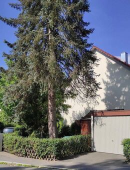 Grün und kühl: saniertes modernisiertes REH mit neuem Bad in sehr guter Lage - Lauf (Pegnitz)