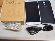 Verkaufe ein Samsung Galaxy S4 16gb Speicher - Roding Zentrum