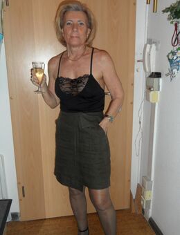 Suche gut gebauten Mann, um die 68- 73 zum Lieben, Leben und für eine gemeinsame Zukunft, - Leipzig