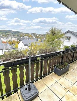 Maisonette-Wohnung mit Garten und Garage in ruhiger Lage! - Meschede (Kreis- und Hochschulstadt)