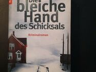 Die bleiche Hand des Schicksals: Kriminalroman von Spencer-Fleming (Taschenbuch) - Essen