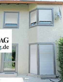 N-Röthenbach West: Modernes RMH mit offenem Wohnbereich, Dachstudio, Garage - Nürnberg