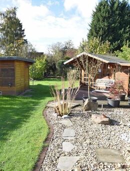 Bergkamen - Rünthe ! Großzügiges Einfamilienhaus mit großem, liebevoll angelegtem Garten ! - Bergkamen