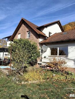 BERK Immobilien - Charmantes Einfamilienhaus direkt am Weinberg in sonniger Lage von Großheubach - Großheubach