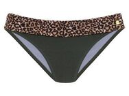 LASCANA Bikini-Hose Adelin mit trendigem Details