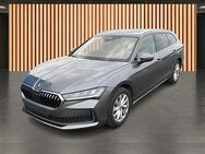 Skoda Superb, 1.5 Combi eTSI Selection, Jahr 2024 - Dresden