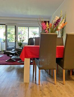 Moderne 2-Zimmerwohnung mit Fernblick, zwei Bädern & großem Balkon - Bad Griesbach (Rottal)