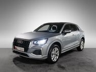 Audi Q2, Advanced 35 TFSI VC, Jahr 2024 - Stuttgart