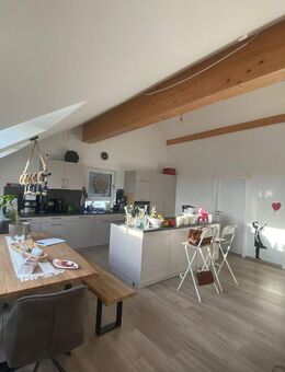 3,5 Zimmer Wohnung mit Balkon/Loggia - Leinburg