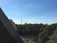 TOP-Dachgeschoss ETW mit Terrasse, Sauna und Kamin gegenüber Volkspark Friedrichshain - Berlin