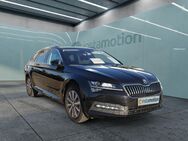 Skoda Superb, 2.0 TDI Combi Premium Edition Canton, Jahr 2021 - München