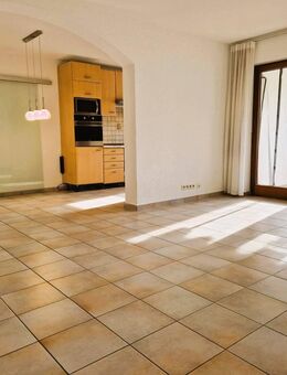 Groß- zügige 4-Zimmer-Wohnung in Nollingen zu verkaufen! Schnell sein lohnt sich! - Rheinfelden (Baden)