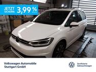 VW Touran, 1.5 TSI Move, Jahr 2023 - Stuttgart