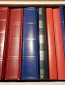 Bund: umfangreicher Briefmarken-Lagerbestand in 9 Alben in 47807