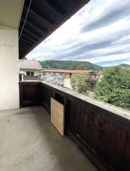 Helle 3 Zimmer-Wohnung mit Balkon und Garage in Hausham - Hausham