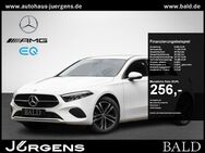 Mercedes A 180, Progressive Wide 17, Jahr 2023 - Betzdorf