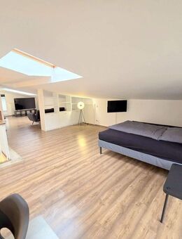 Ab Sofort!- schickes und modernes 1-Zimmer-Apartment mit Balkon - top Lage im Frankfurter Ostend - Frankfurt (Main)