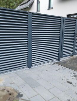 Schiebetor Torzwei Flügel Jalousien PS004 - Krefeld