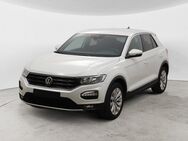 VW T-Roc Sport AT+MFL+SpS+ISOFIX 1.5 TSI Sport - Stuttgart