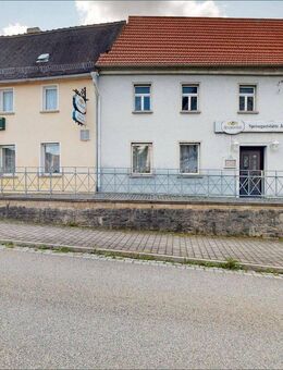 PROVISIONSFREI: Stadthaus in Hohenmölsen - Geschäftsidee verwirklichen & oben wohnen - Hohenmölsen