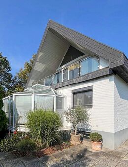 Haus in Grafenrheinfeld in grüner Umgebung mit Wintergarten, ruhig gelegen. Nähe Ortsmitte - Grafenrheinfeld