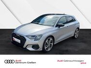 Audi A3, Sportback 35 TFSI advanced black, Jahr 2023 - Gießen