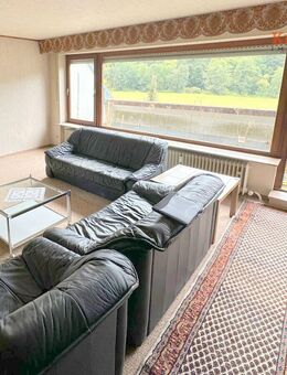 Geräumige 3-Zimmer-Wohnung mit Balkon, Parkblick und Tiefgaragenstellplatz in Bad Brückenau - Bad Brückenau