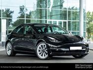 Tesla Model 3, 4.9 Long Range 426 mtl, Jahr 2022 - Düsseldorf