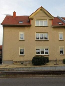 Teilvermietete Doppelhaushälfte mit Rendite und Potenzial - Gotha