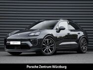 Porsche Macan, 4, Jahr 2022 - Estenfeld