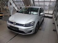 VW Golf, e-Golf VII Comfortline WäPu APP, Jahr 2019 - Geldern