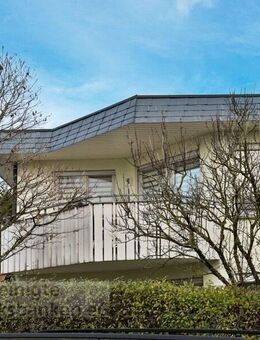 Tolle 2,5 Zimmerwohnung mit Balkon und Tiefgarage in perfekter, sonniger Lage - Reutlingen