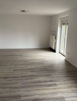 Großzügige 5-Zimmer-Wohnung - Hettenleidelheim