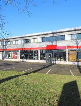 Kapitalanlage: 4 Gewerbeeinheiten, 1 Wohneinheit, 28 Stellplätze, Terrasse und Garten in Kassel - Kassel