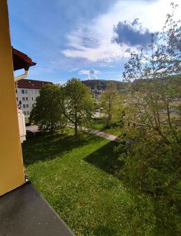 Lichtdurchflutete 3 Raum Wohnung in ruhiger Lage - Meiningen