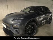 Porsche Macan, Turbo | Hinterachslenkung | |, Jahr 2022 - Plattling